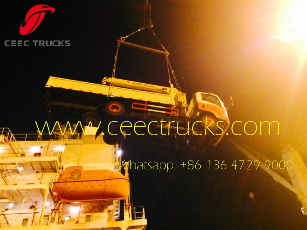 ISUZU 5 T XCMG truck mounted crane for shipment ISUZU 5 T XCMG truck mounted crane for shipment