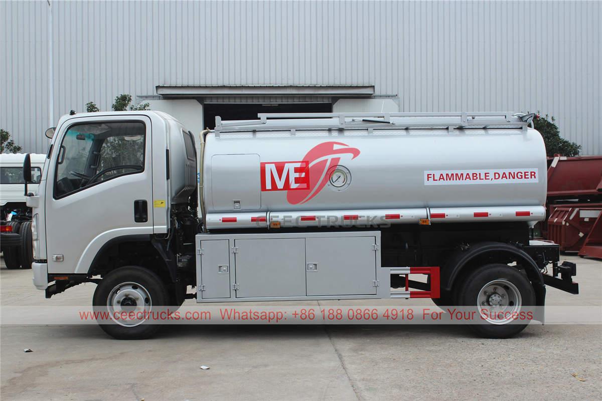 ISUZU all-wheel-drive oil tanker truck ISUZU all-wheel-drive oil tanker truck