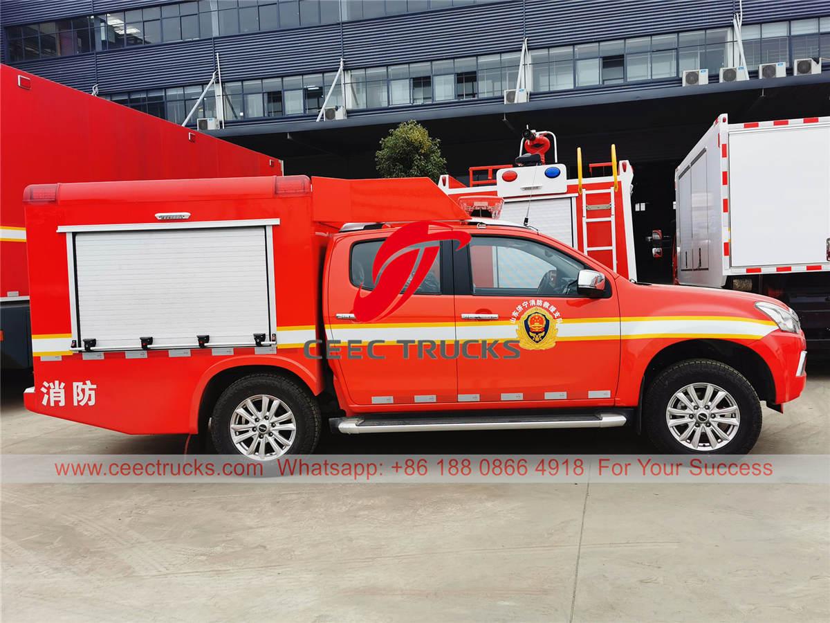ISUZU 4WD pickup fire truck ISUZU 4WD pickup fire truck