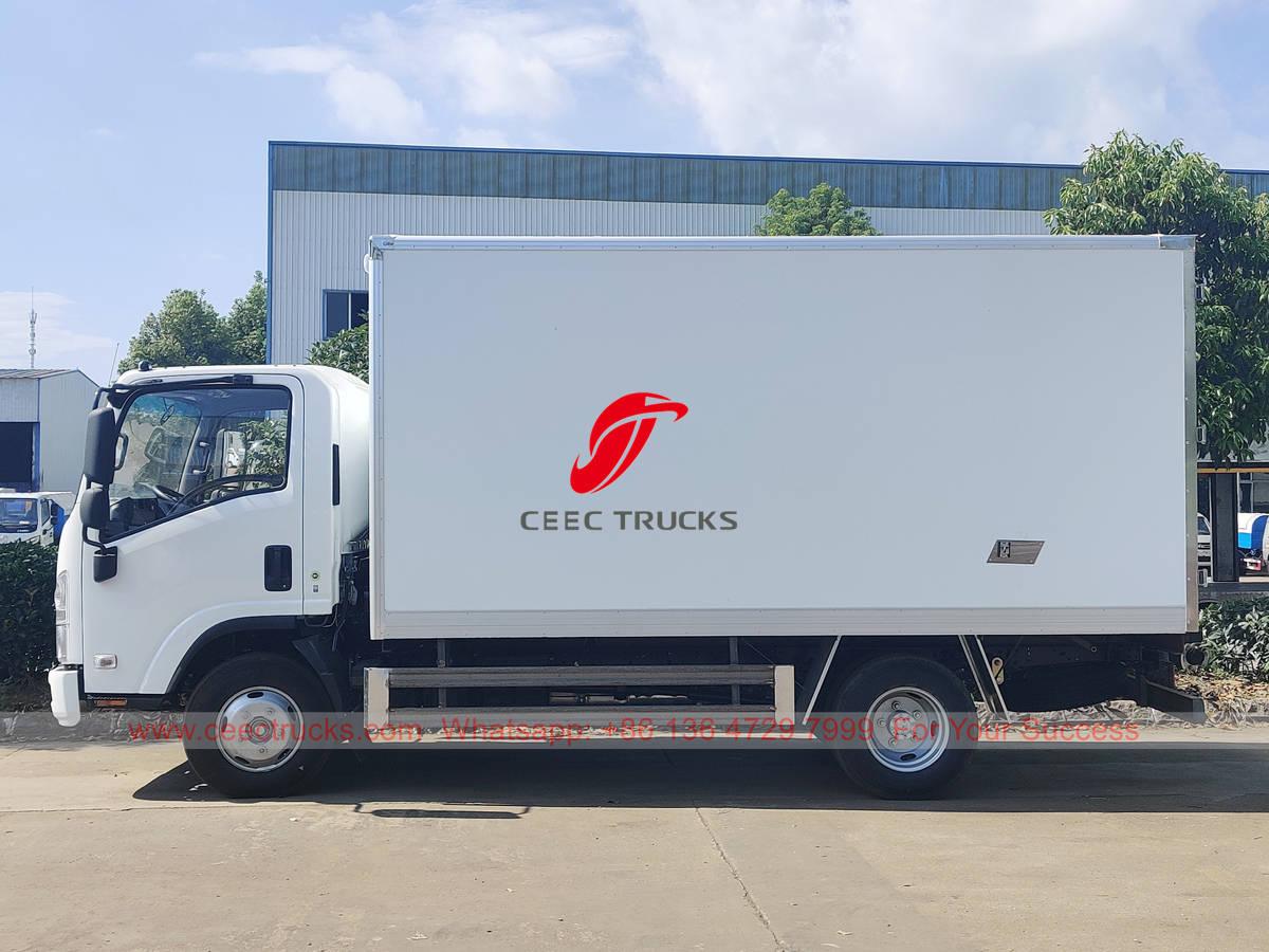 ISUZU reefer truck ISUZU reefer truck