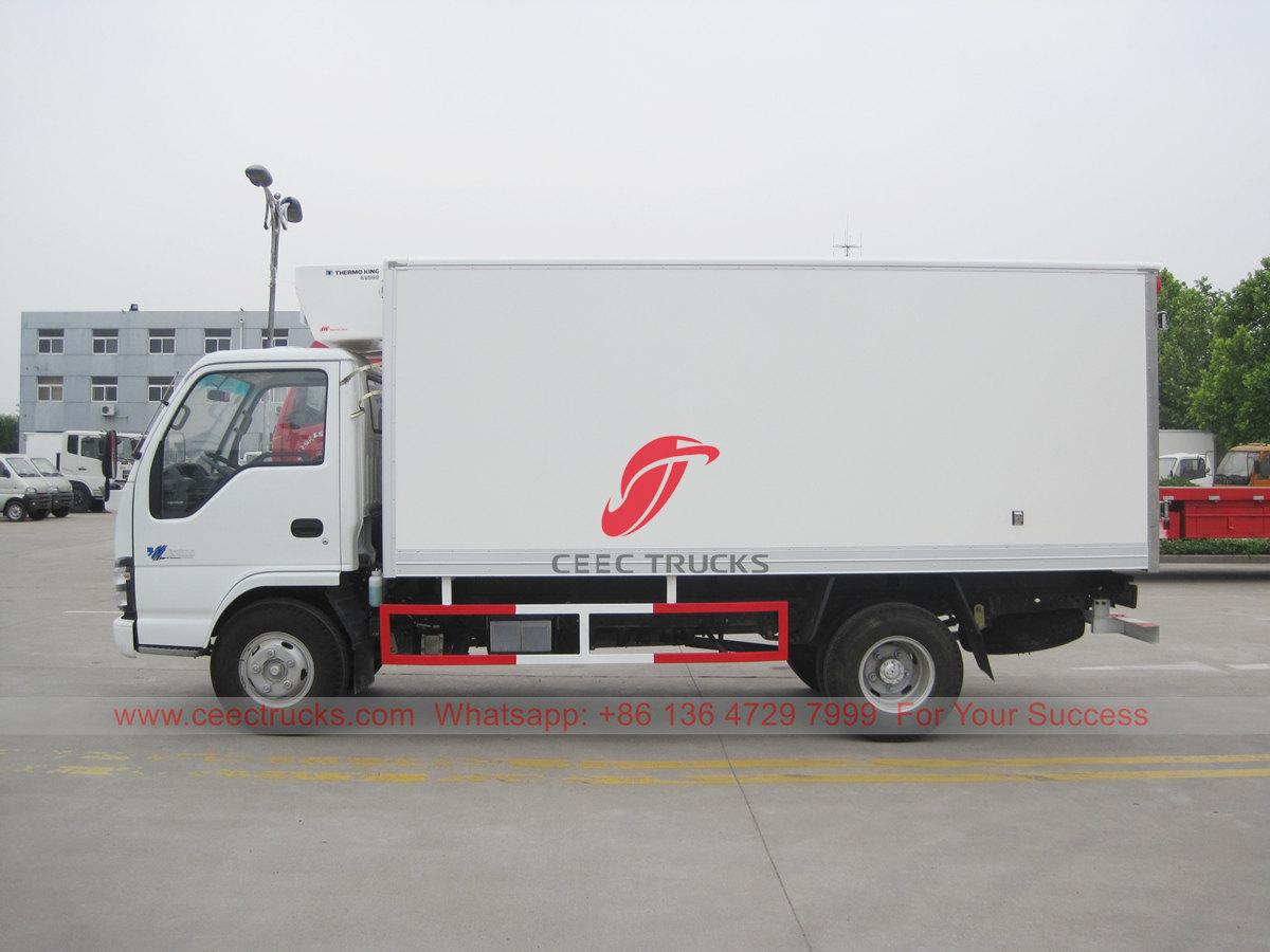 ISUZU 4&Atilde;2 freezer box truck