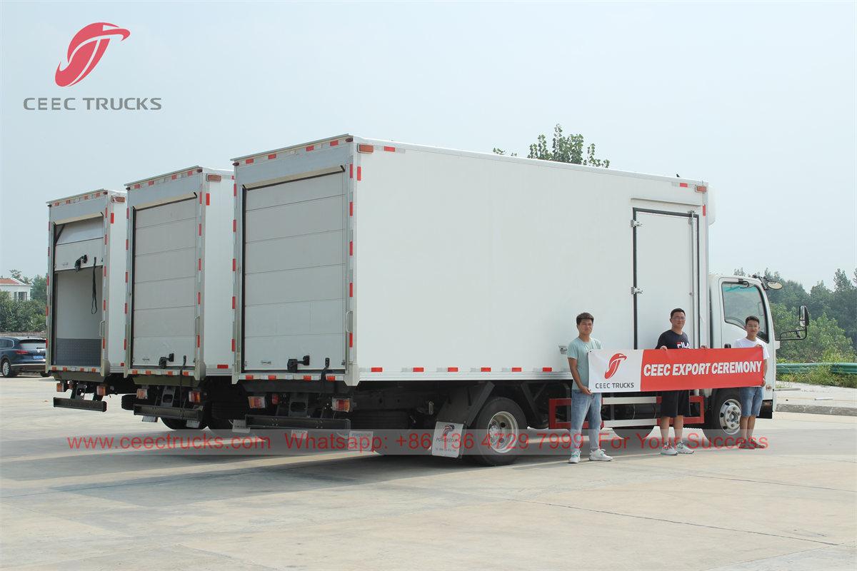 ISUZU 4&Atilde;2 refrigerator box truck