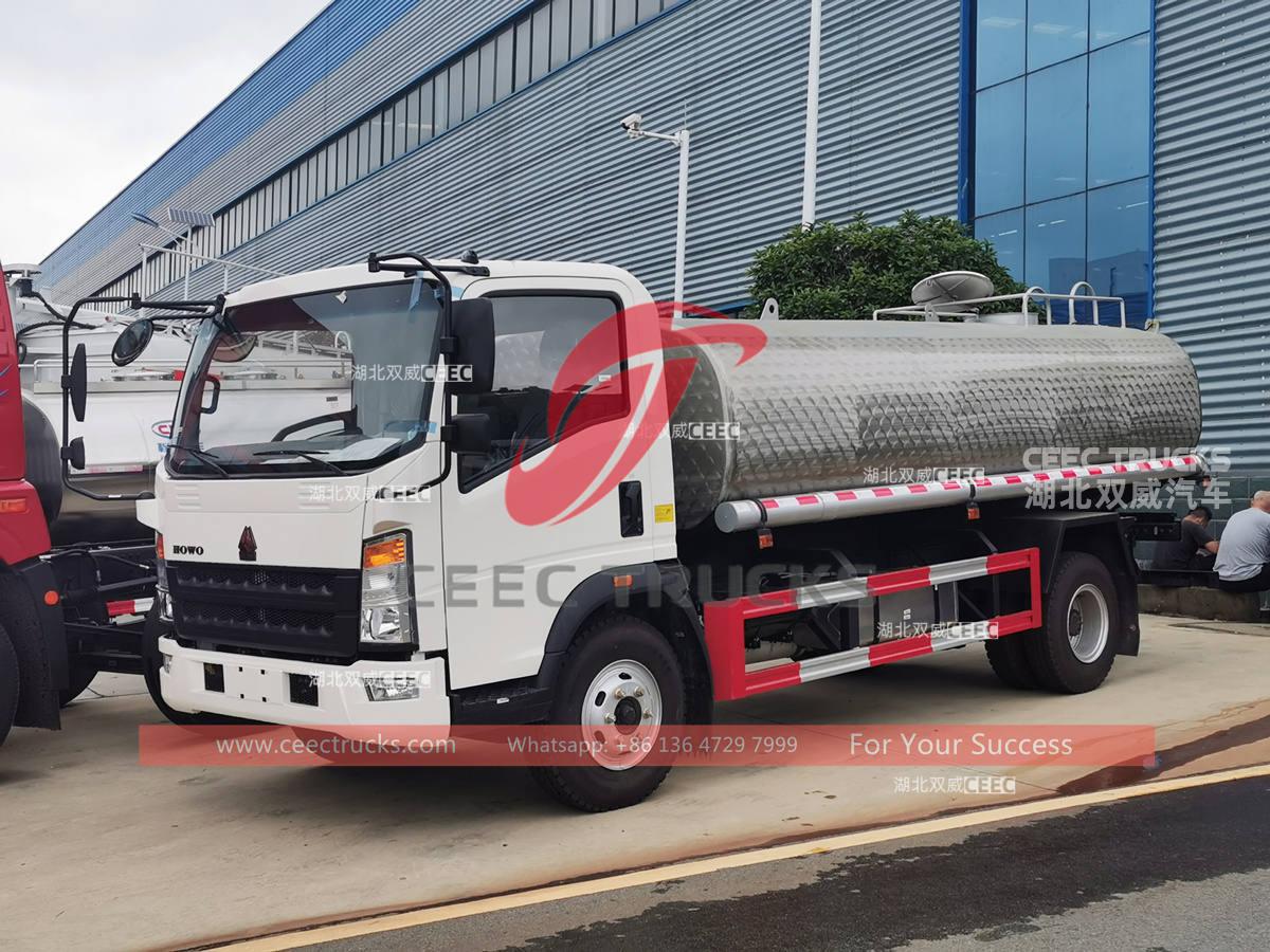HOWO 6 wheeler 10CBM stainless steel water truck for sale HOWO 6 wheeler 10CBM stainless steel water truck for sale