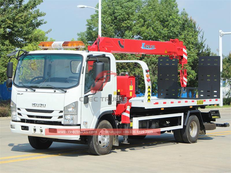 ISUZU ELF breakdown wrecker truck with 4tons Crane