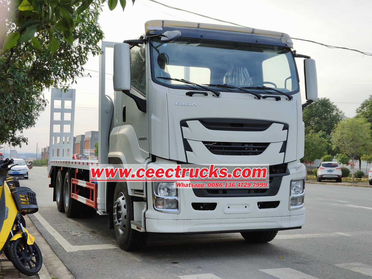 Isuzu giga Flatbed Platform Recovery Rescue Towing Service Cargo Truck