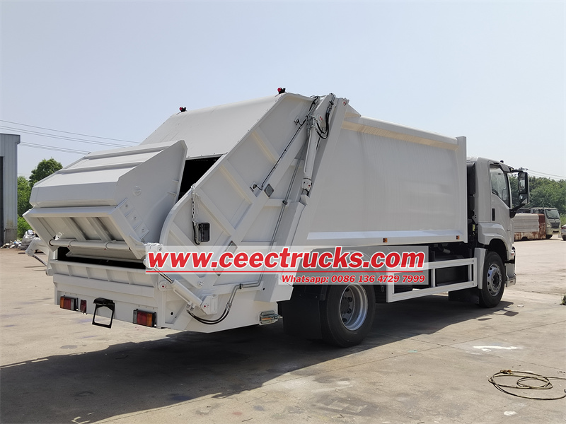 Isuzu 10cbm trash compactor truck