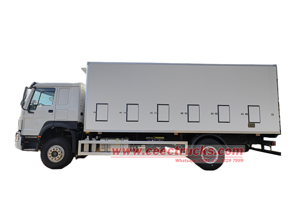 HOWO 340HP engine refrigerator truck