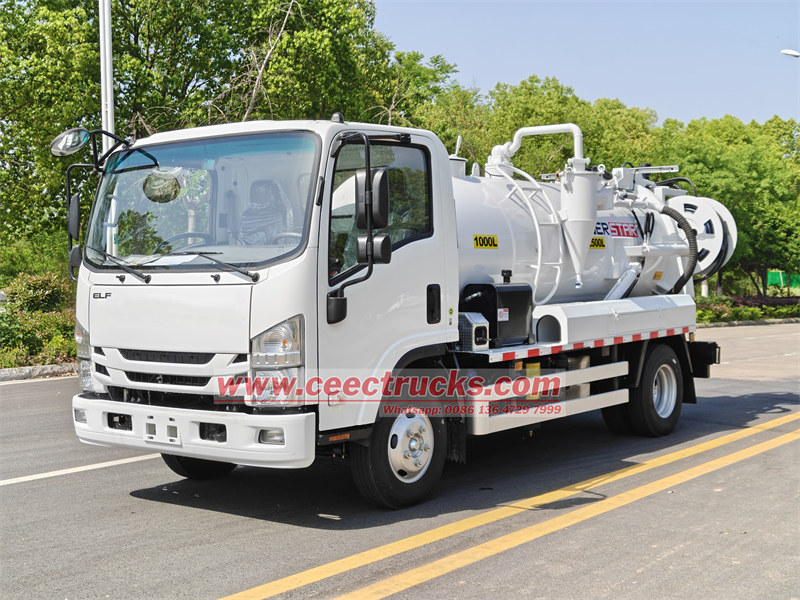 ISUZU 120HP vacuum suction jetting truck