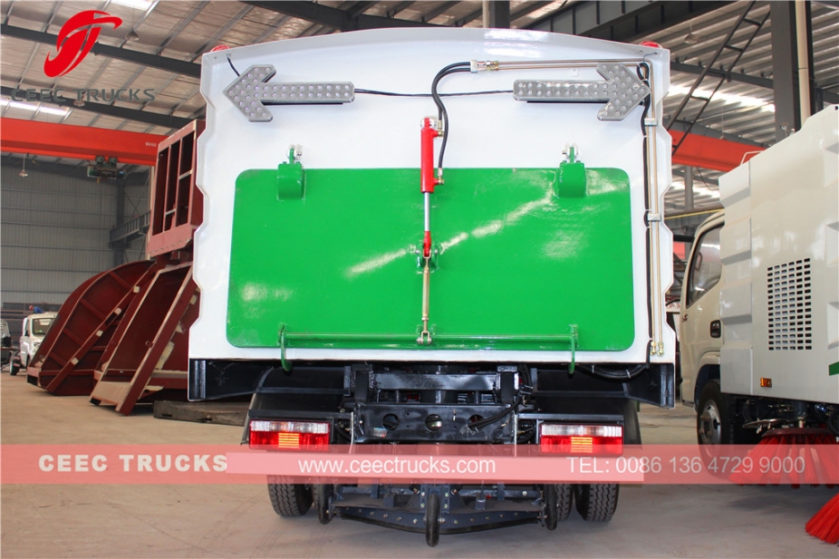 Lori penyapu jalan Dongfeng 4000L