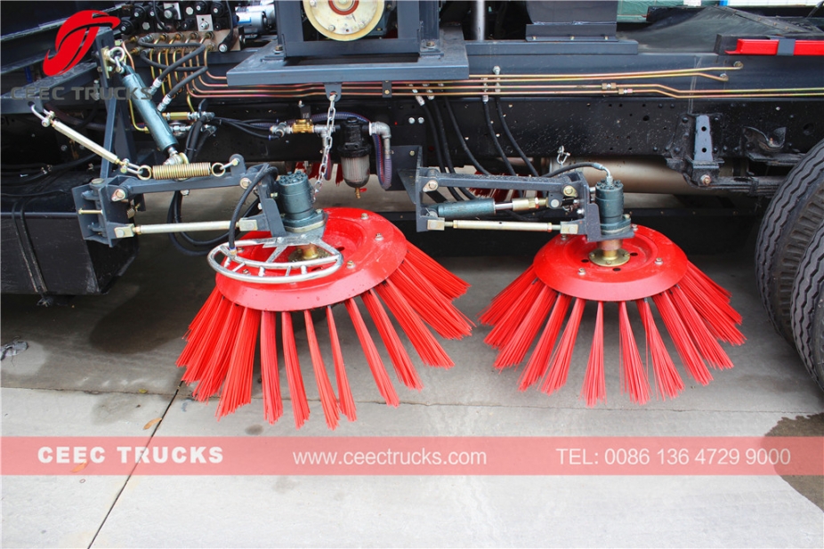 Lori penyapu jalan Dongfeng 4000L