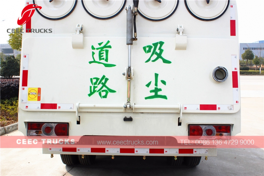 Lori penyapu jalan vakum Dongfeng 5000L