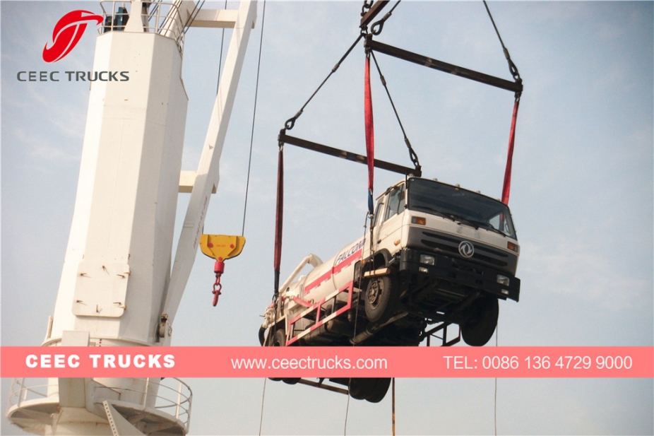 Lori tangki vakum Dongfeng 10,000L