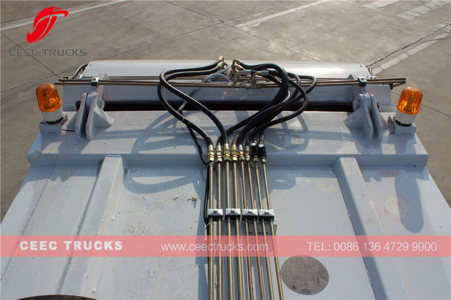 Lori pemampat sisa Howo 18 CBM untuk dijual