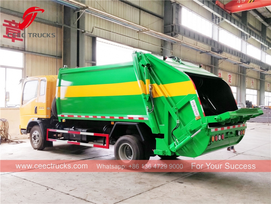 Trak pemadat HOWO 8cbm RHD