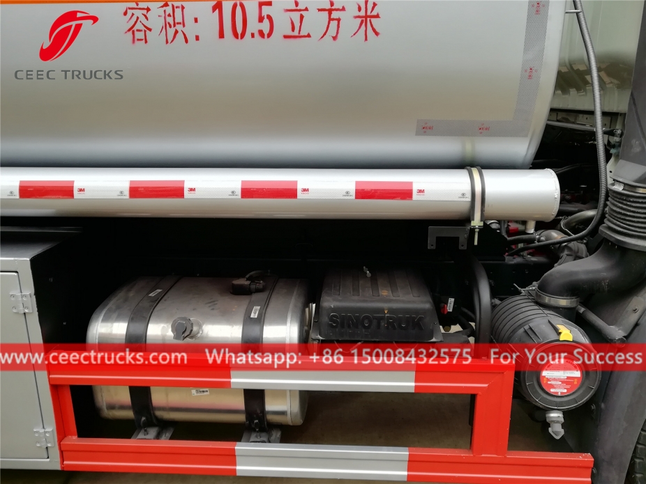 Tangki Bahan Api HOWO 10.5CBM