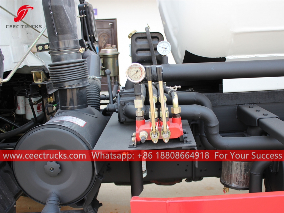 Tangki sedutan 10,000 Liter DongFeng