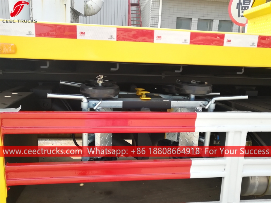 Lori penarik FOTON 4X2