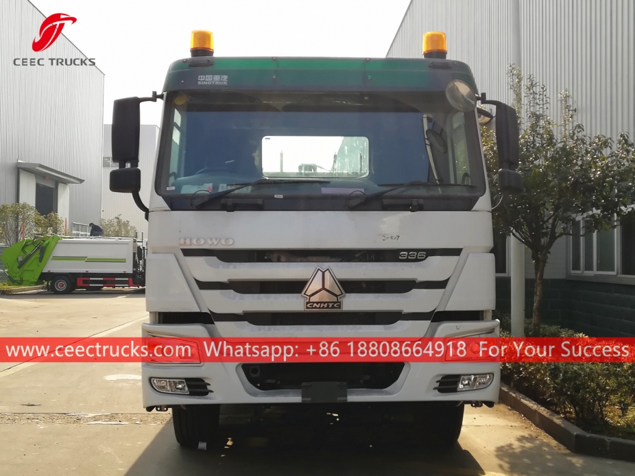 Trak Tunda Jalan 6x4 HOWO