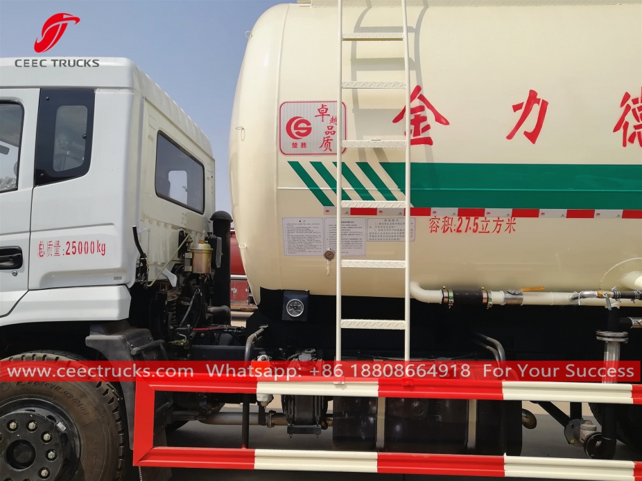 Trak Pengangkutan Serbuk Dongfeng