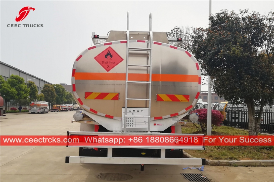 Trak Pengangkutan Bahan Api SINOTRUK 8x4