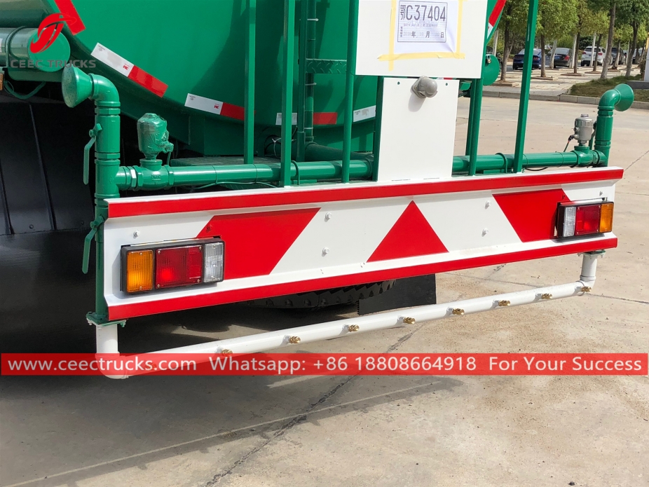 Lori Penyembur Air ISUZU 15CBM