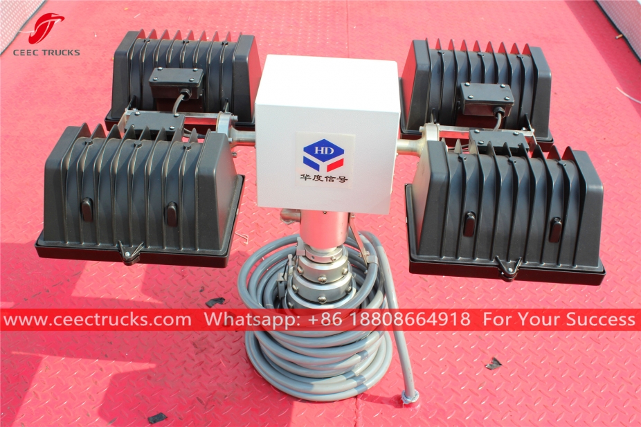 Lori Bomba Penyelamat Kecemasan ISUZU FVR