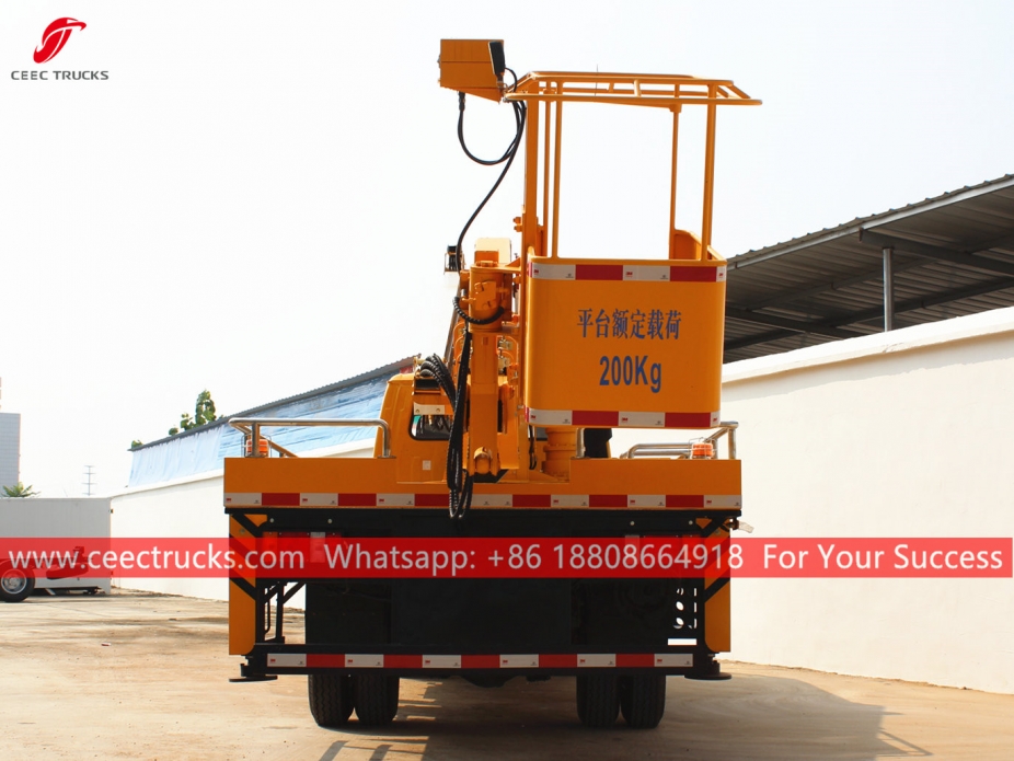 Lori Boom Teleskopik 20m ISUZU