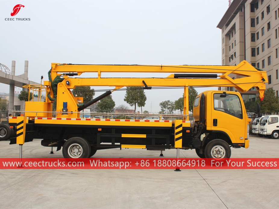 Lori Angkat Manusia 18m ISUZU