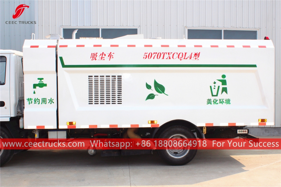 Lori penyapu jalan ISUZU 5CBM