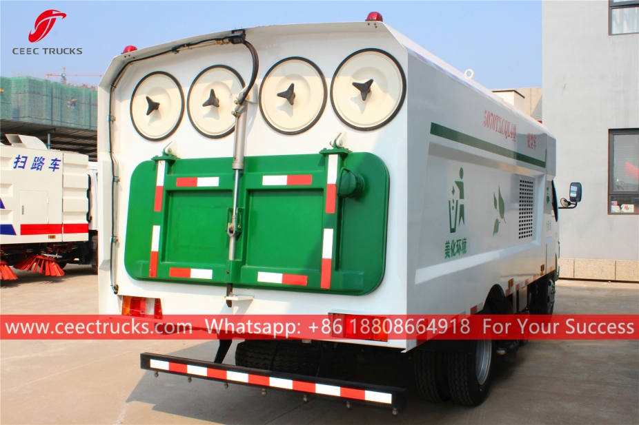 Lori penyapu jalan ISUZU 5CBM