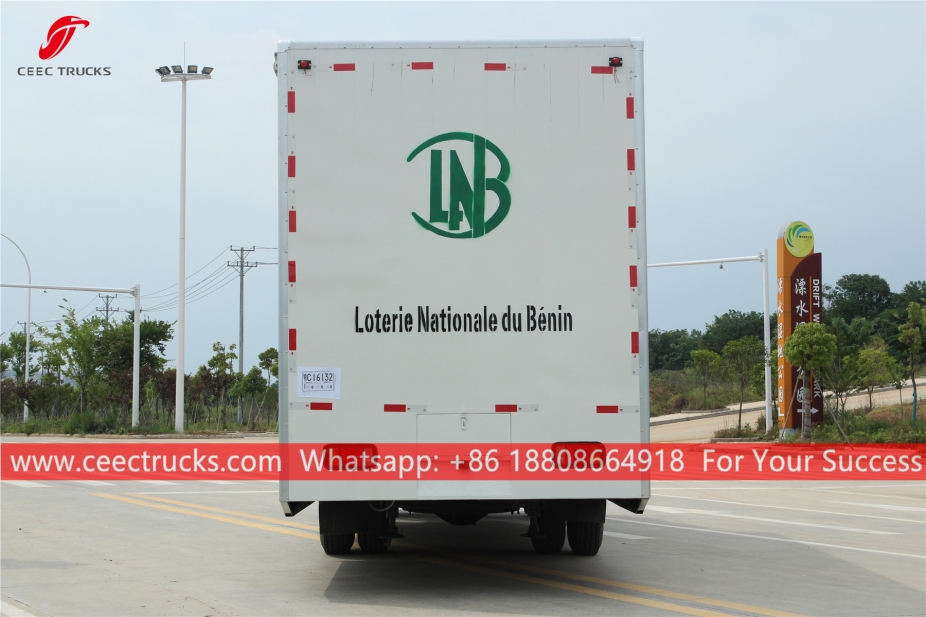 Lori Pentas Bergerak ISUZU FTR