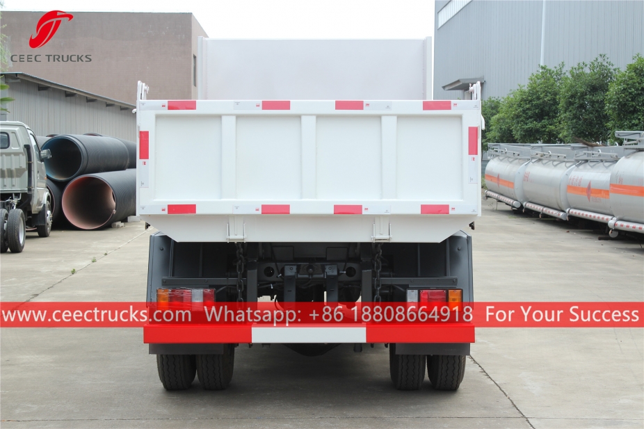 Lori Cuaca Luar Jalan ISUZU