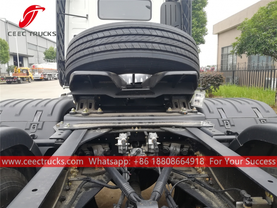 Lori Ketua Traktor 6x4 Dongfeng