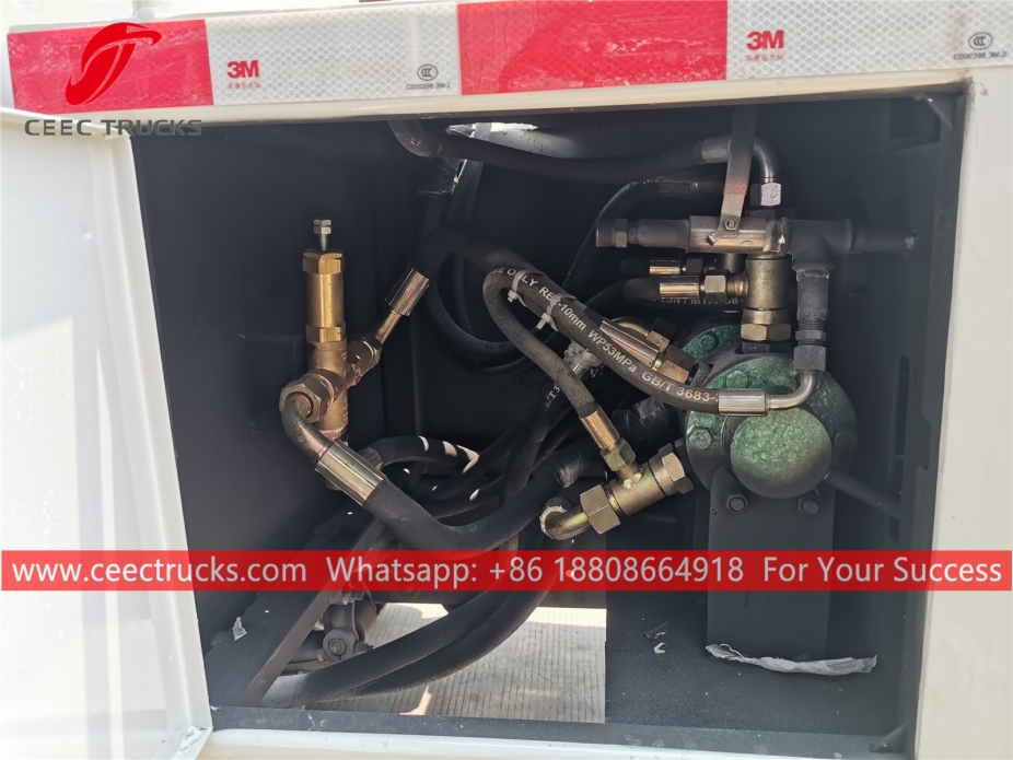 Lori Pencuci Tekanan Tinggi 8CBM JAC