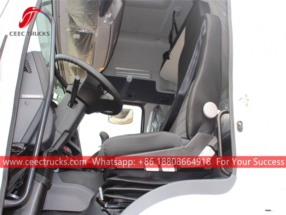 Ketua Traktor ISUZU GIGA