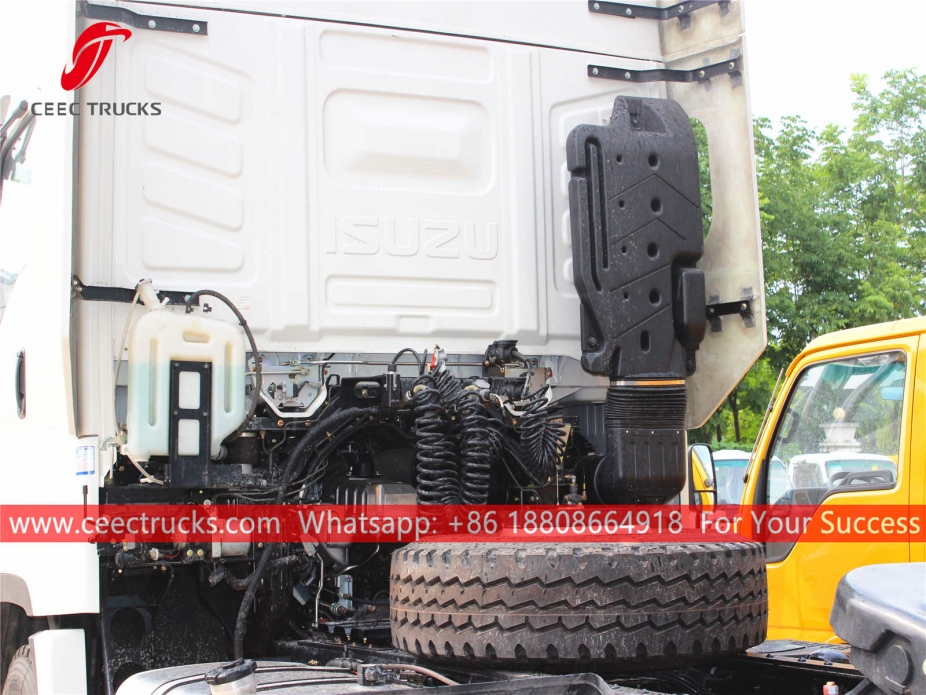 Ketua Traktor ISUZU GIGA