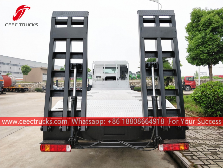 Lori Tempat Rata ISUZU GIGA