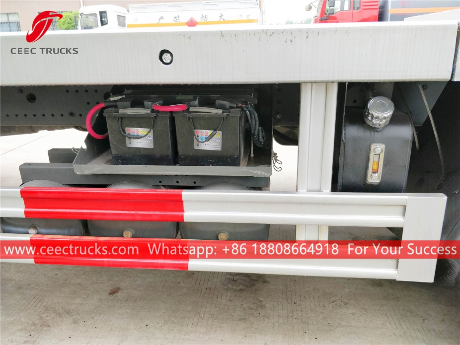 Lori Tempat Rata ISUZU GIGA