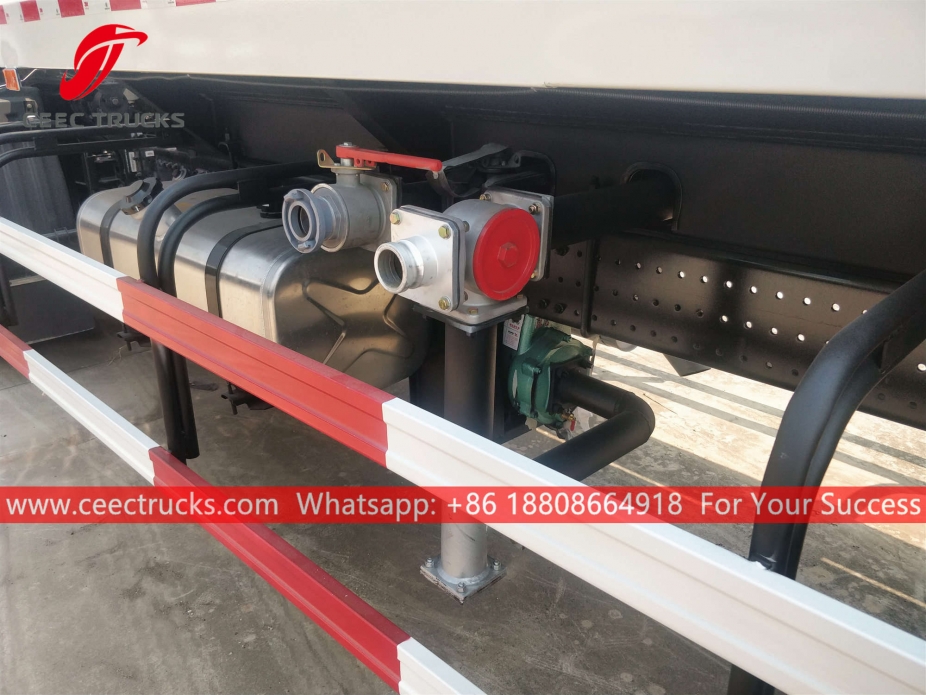 Lori tangki air FOTON 10CBM