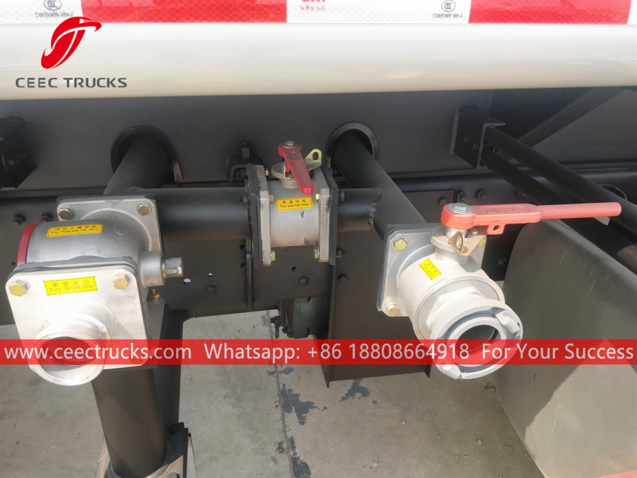 Lori penyembur air FOTON 15CBM