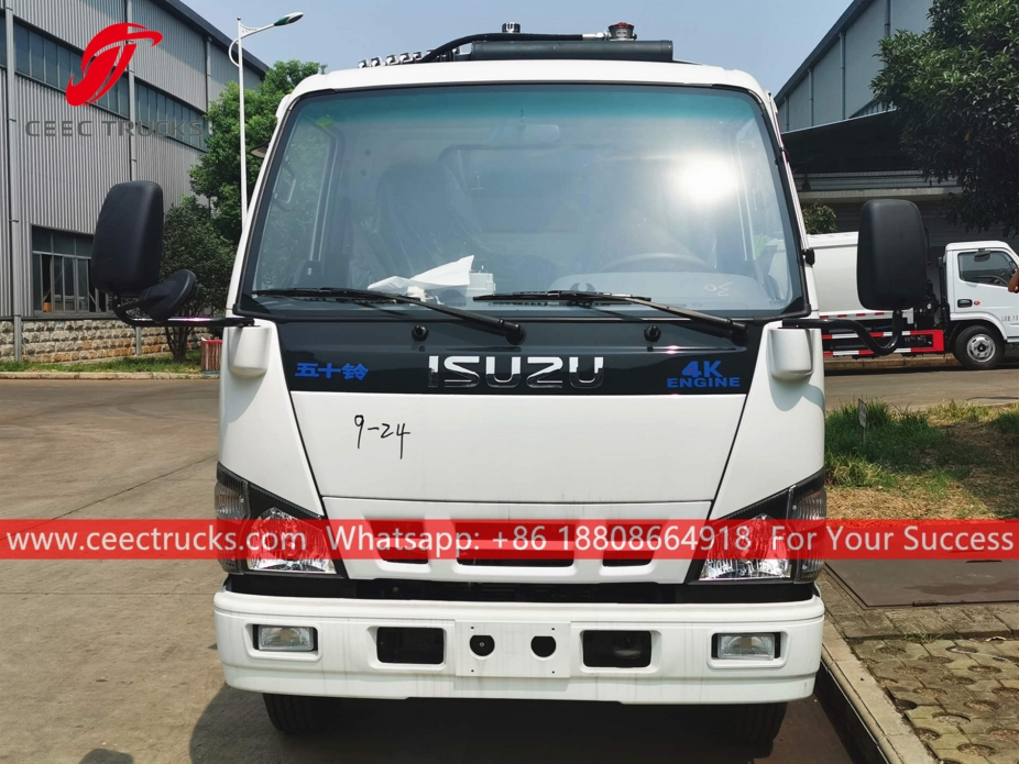 Lori sampah pemuat belakang ISUZU 6CBM