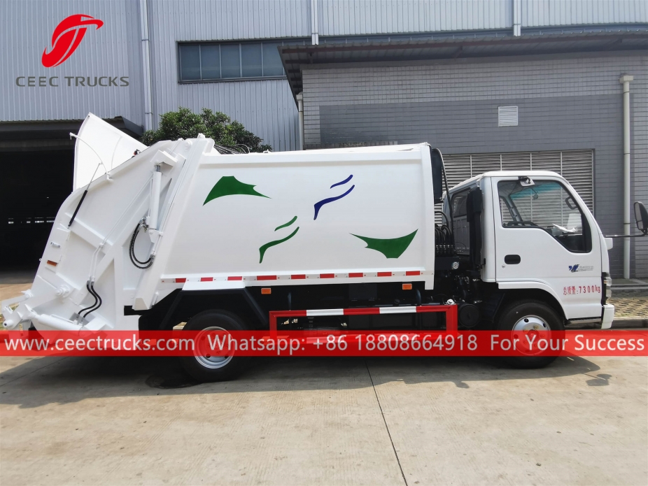 Lori sampah pemuat belakang ISUZU 6CBM