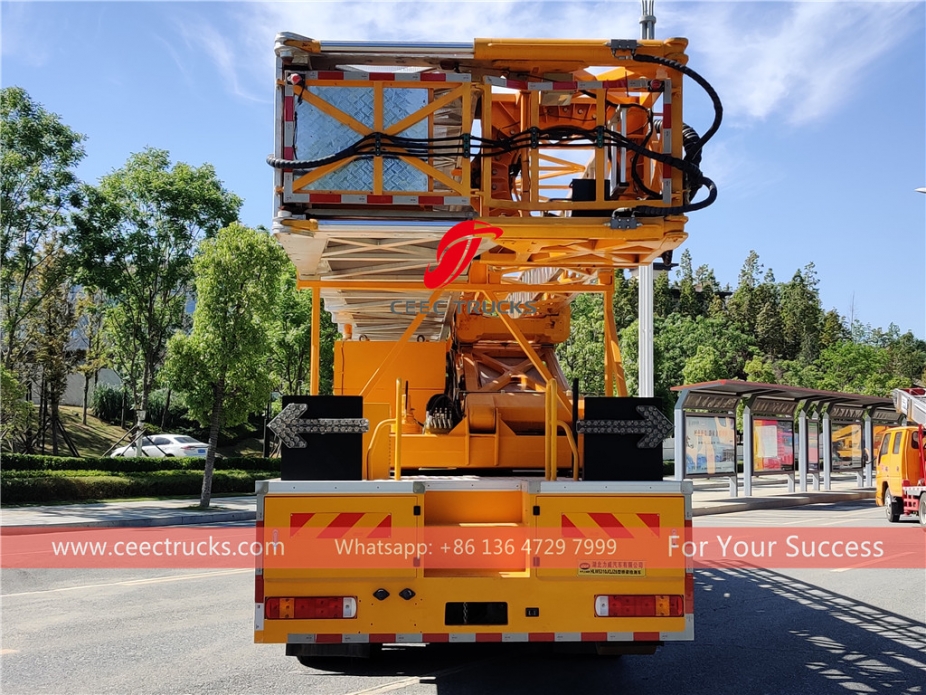 Lori Pemeriksaan Jambatan 18m HOWO