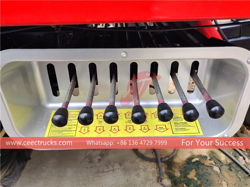 Lori derek ISUZU NQR