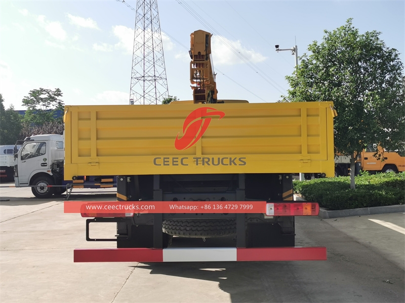 Kren Gunung Lori Sinotruk 6×4 400HP XCMG