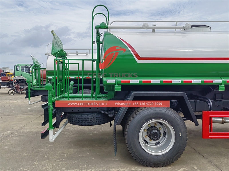 Lori tangki air ISUZU FTR 12,000L ke Vietnam