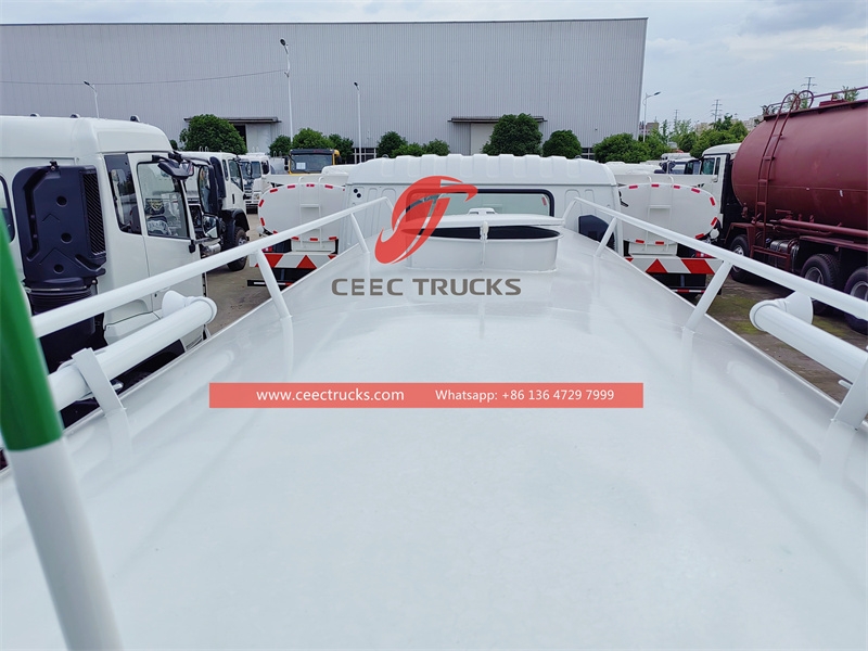 Lori tangki air ISUZU FTR 12,000L ke Vietnam