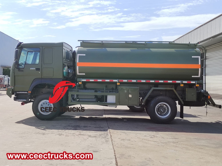 Penembak bahan api mudah alih tentera pacuan 4x4 Howo