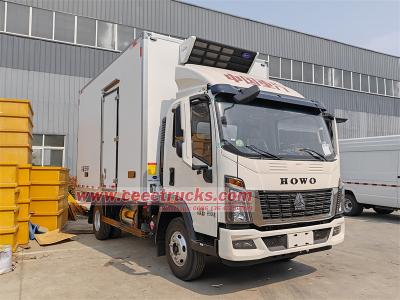 HOWO light refrigeration truck