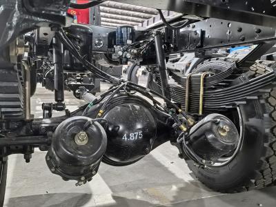 ISUZU ELF 4x4 lorry cargo truck chassis